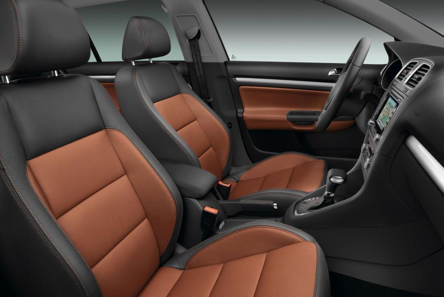  Volkswagen Golf Variant Exclusive 2009 года  (фото 3 из 6)